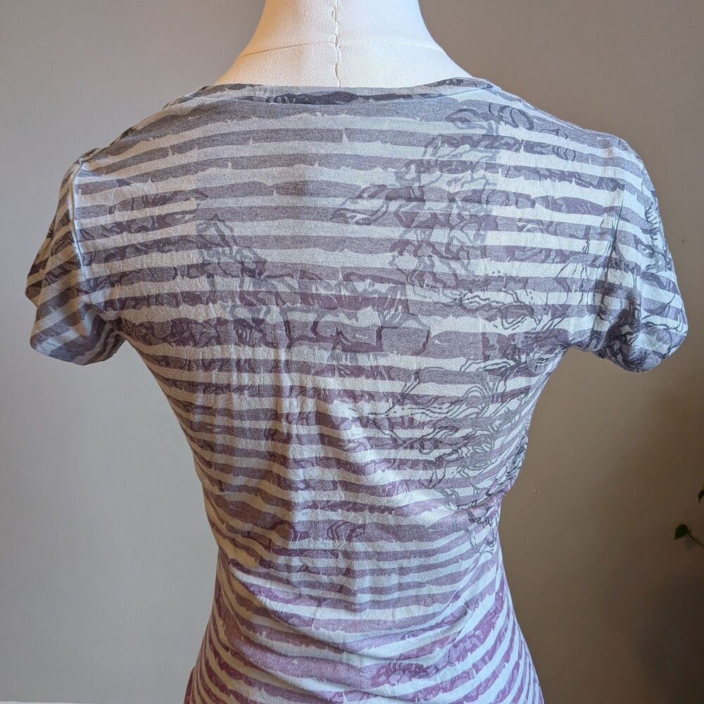 The North Face Scoop Neck Top Striped Rose Burnout T-shirt Athleisure Size XS - Picture 6 of 8